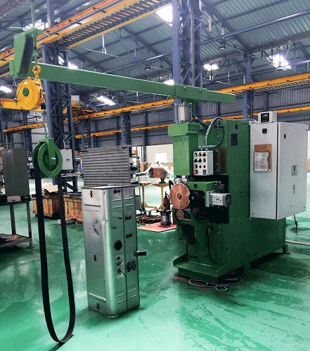 Semi Automatic Seam Welding machine for Rectangular Fuel Tanks Manufacturers in Pune
